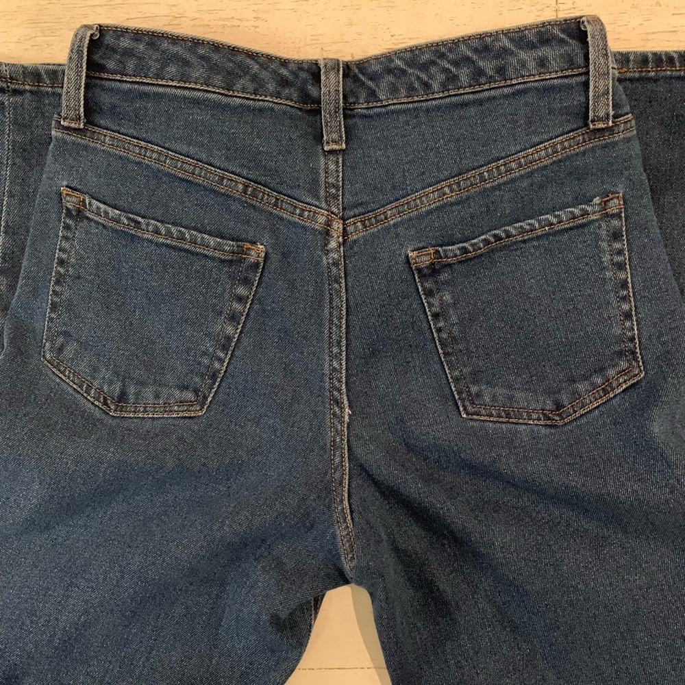 High Rise Mom Jean - Picture 6 of 7